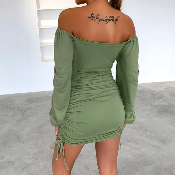 NWT GREEN DRESS🕸 - Picture 2 of 2